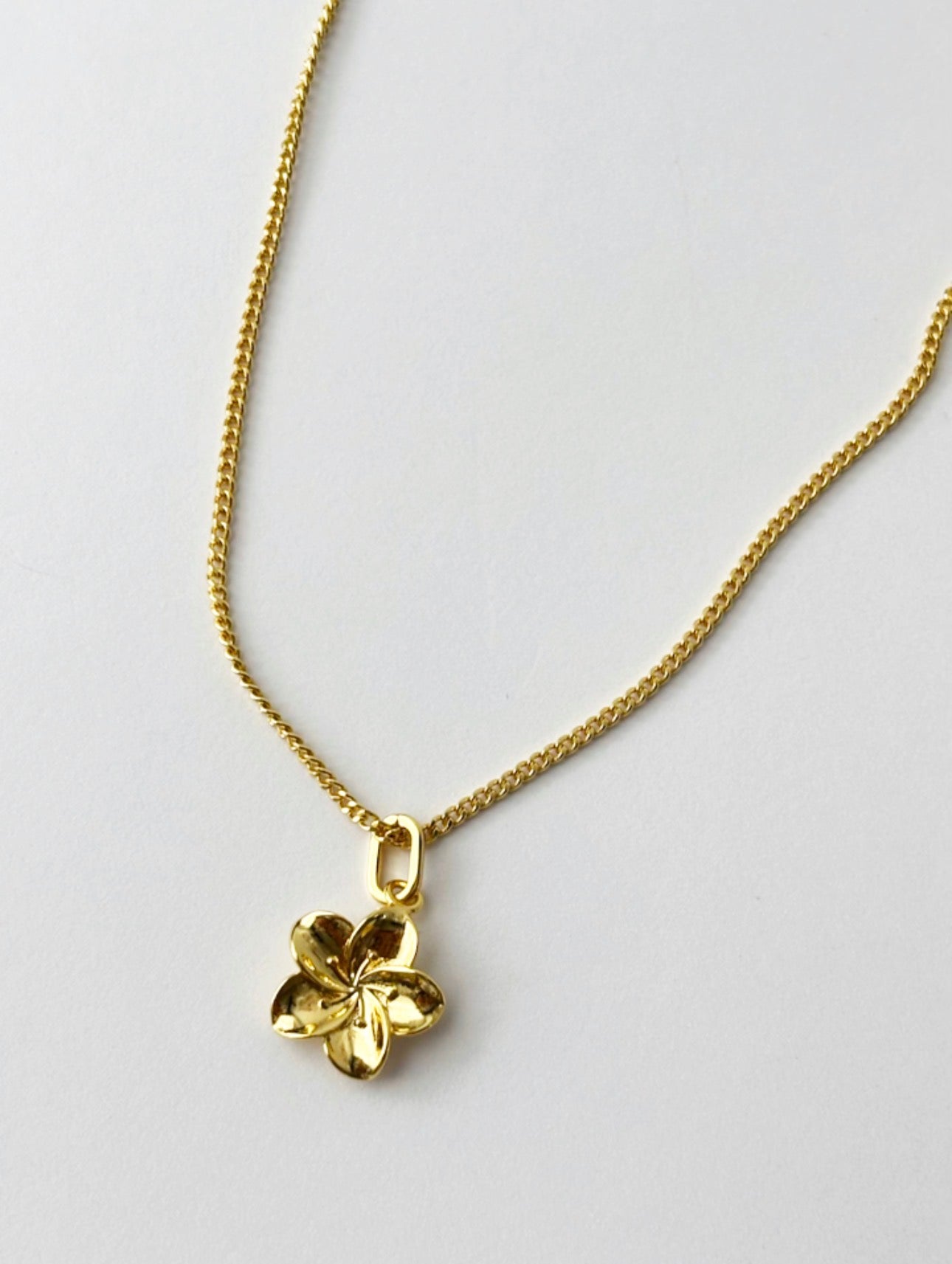 Golden hibiscus flower necklace!